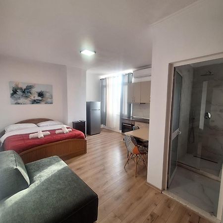 Albania Apartment Comfort Near Tirana City Center Bagian luar foto
