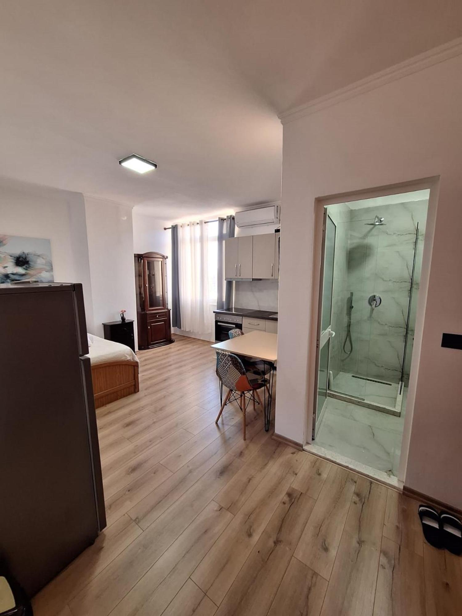 Albania Apartment Comfort Near Tirana City Center Bagian luar foto